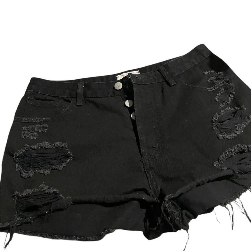 Sage the label size large Stylish Black Distressed Women Shorts like new